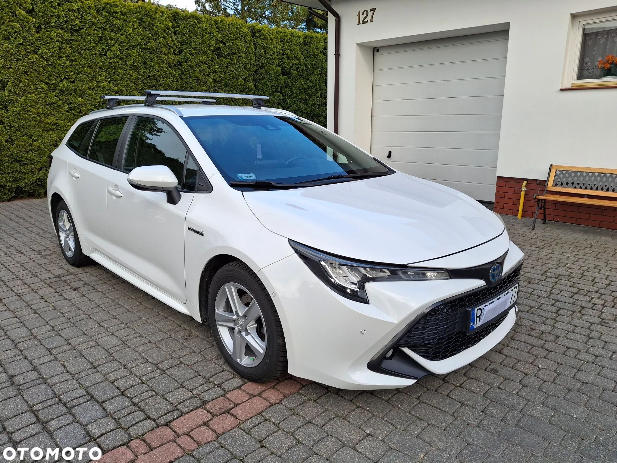 Toyota Corolla - 1
