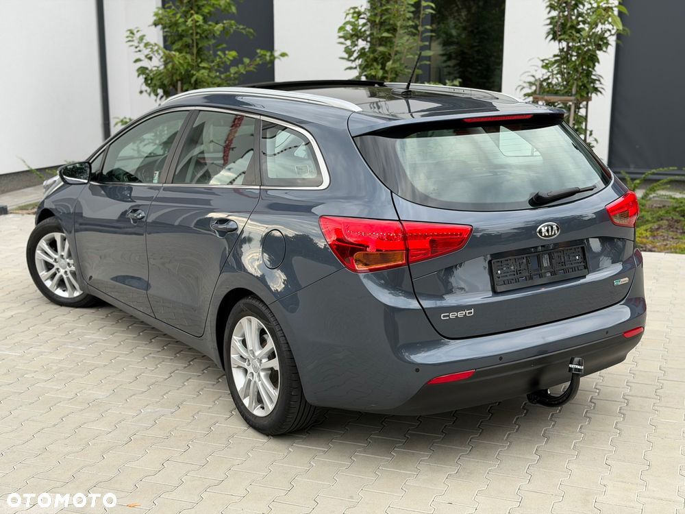 Kia Ceed 1.6 GDI Platinum Edition - 17