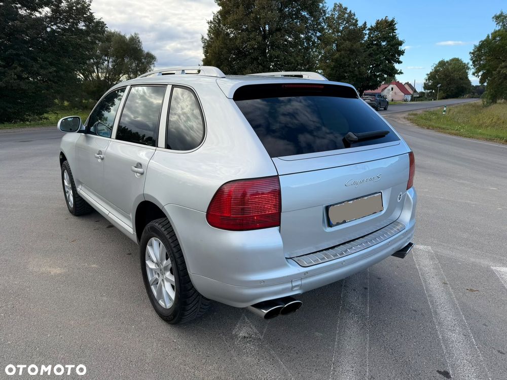 Porsche Cayenne - 29