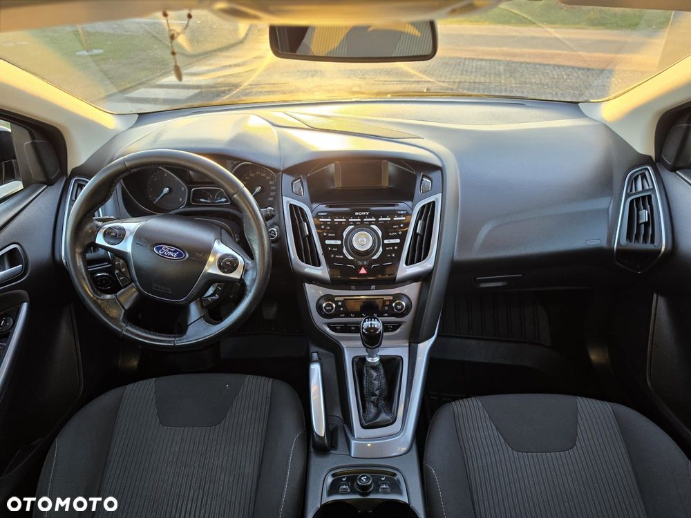 Ford Focus - 9