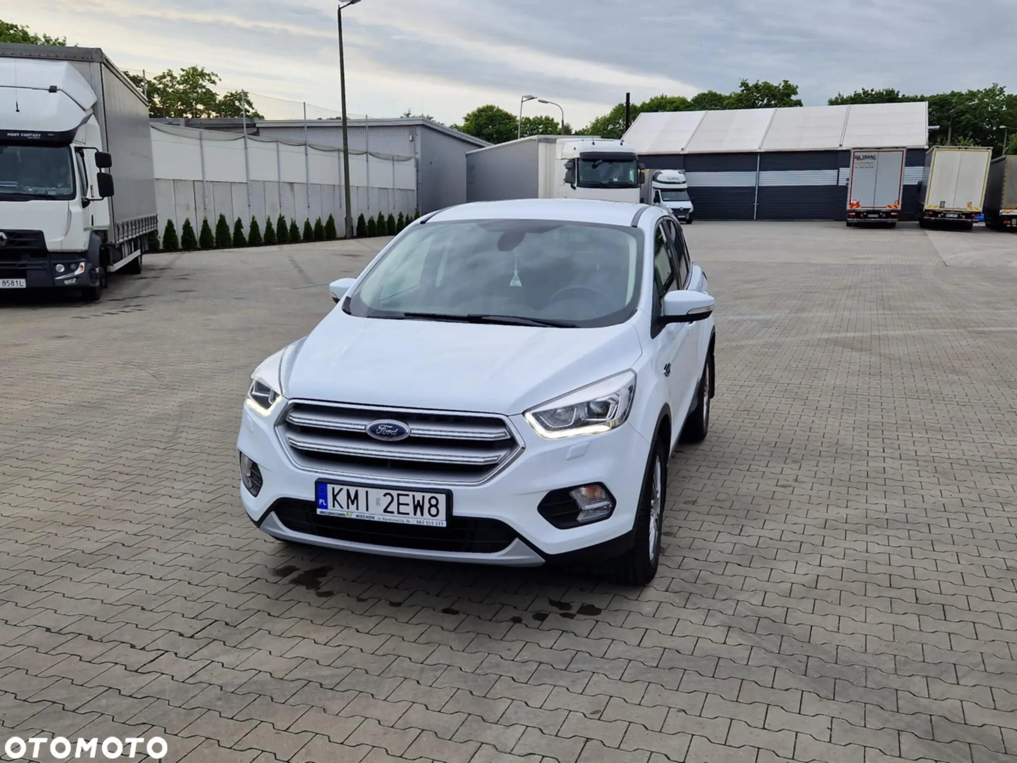 Ford Kuga 2.0 TDCi 2x4 Black & Silver - 7