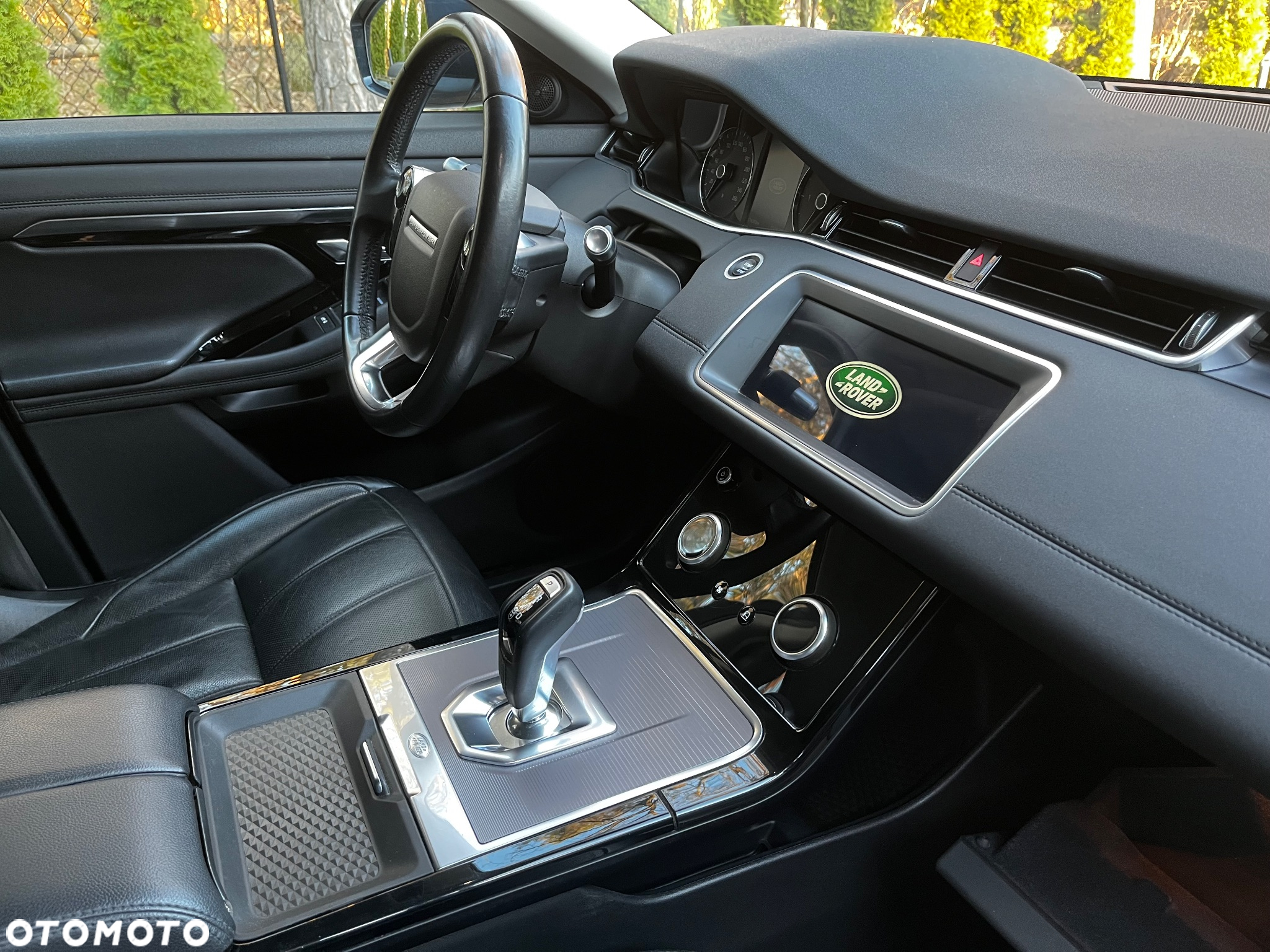 Land Rover Range Rover Evoque - 31