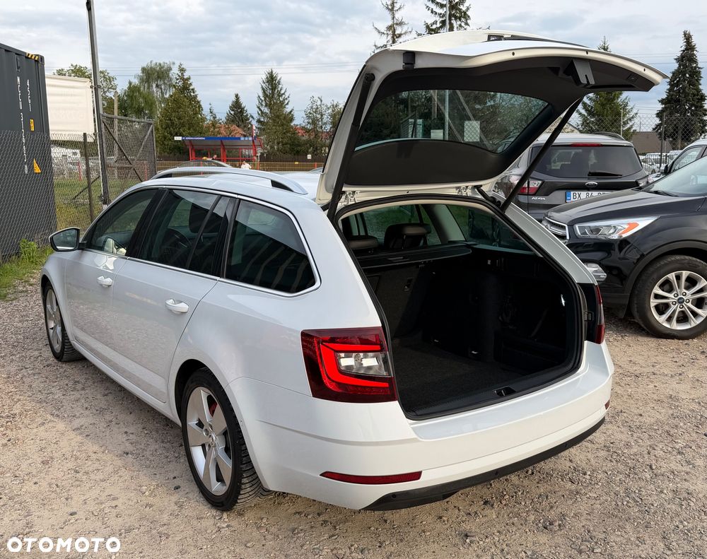 Skoda Octavia 1.6 TDI DSG Premium Edition - 33