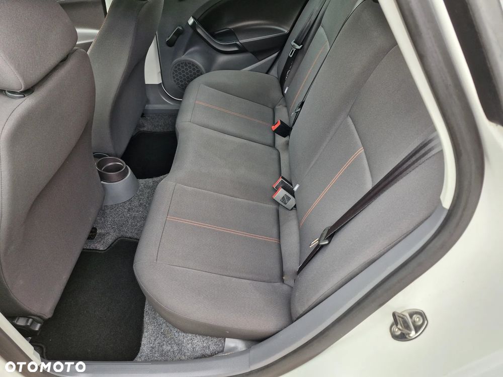 Seat Ibiza 1.4 16V Style - 8