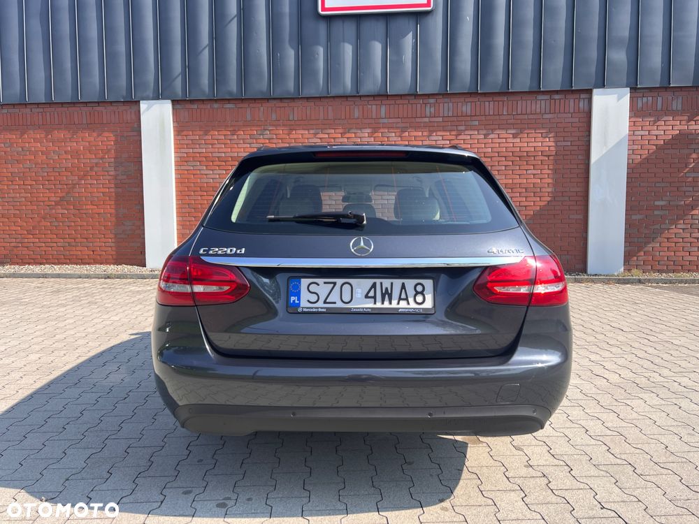 Mercedes-Benz Klasa C 220 d 4-Matic 7G-TRONIC - 7