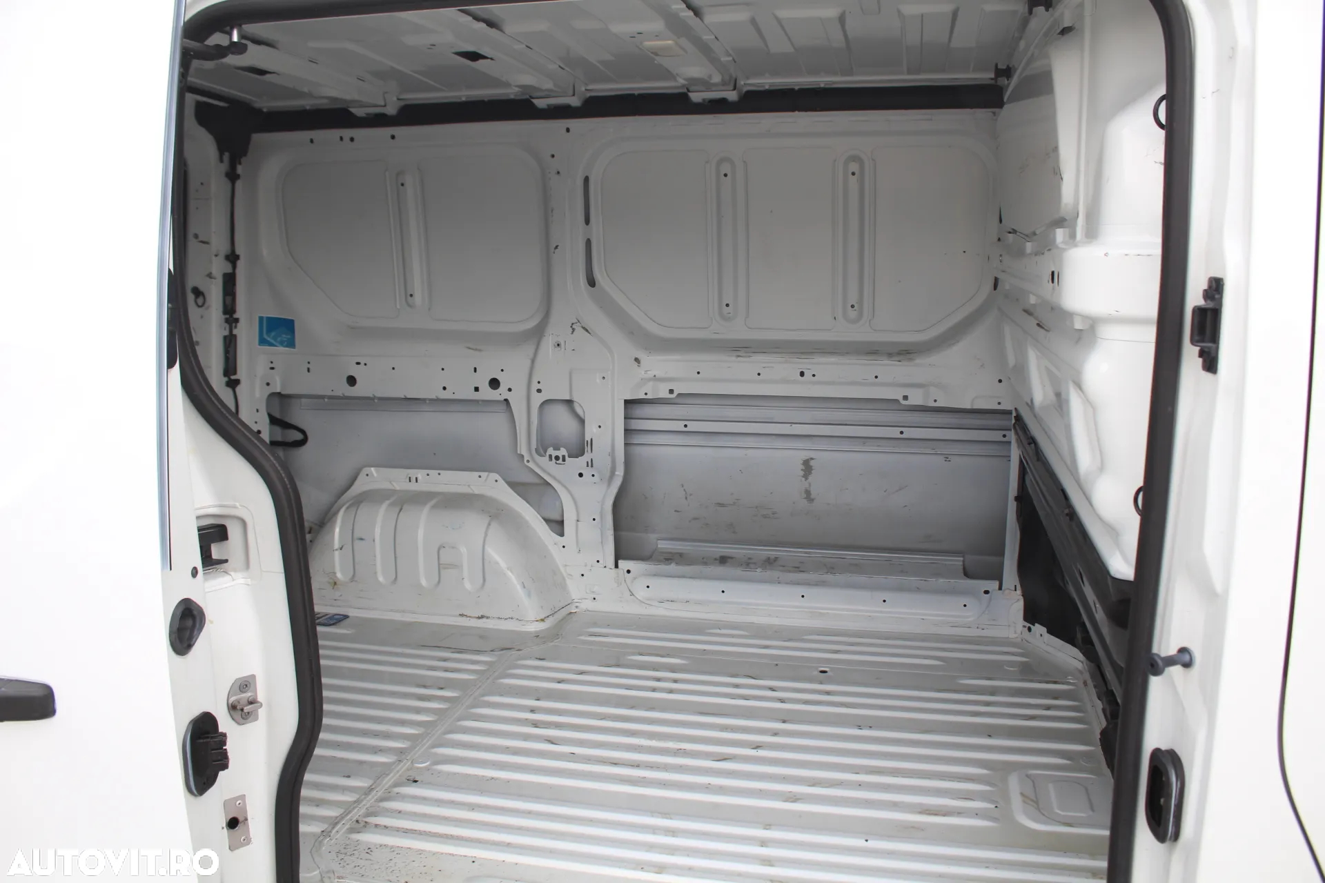 Renault Trafic ENERGY dCi 125 Grand Combi Authentique - 12