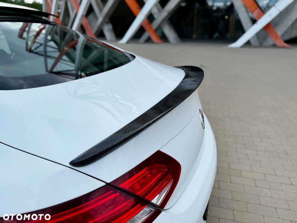 Mercedes-Benz Klasa C 300 9G-TRONIC - 9