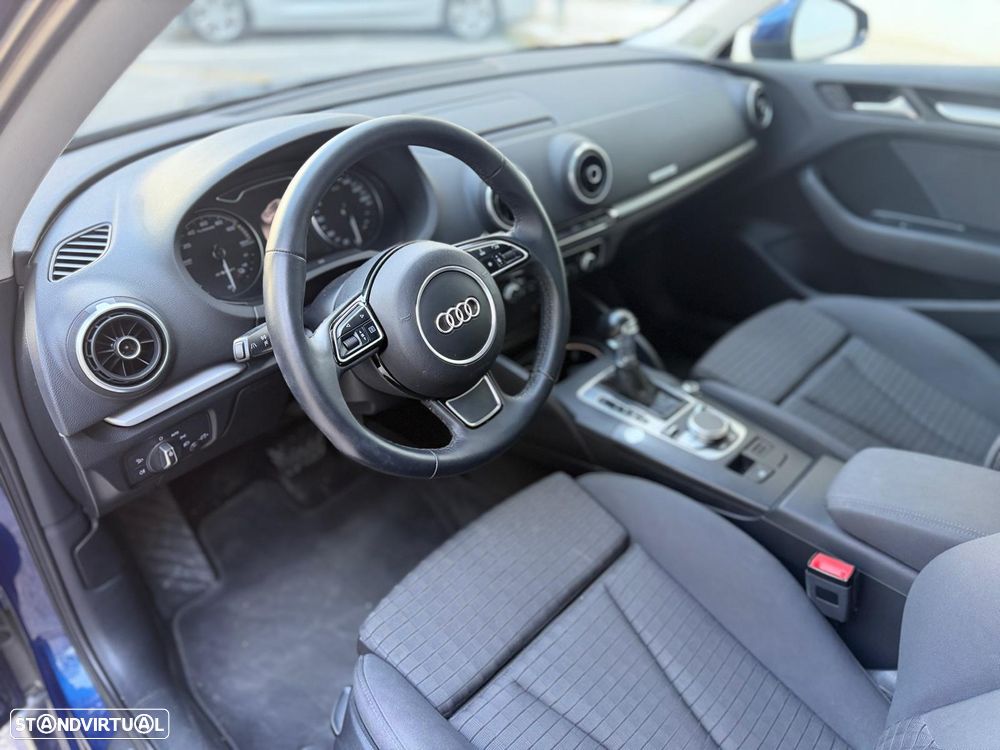 Audi A3 Sportback - 18