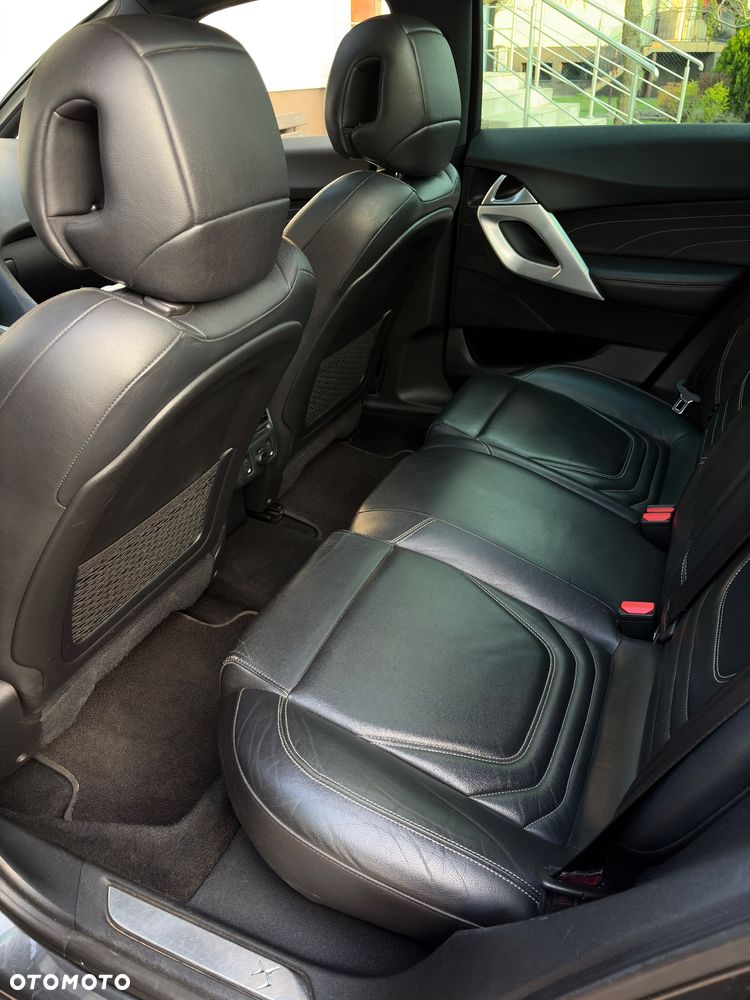 Citroën DS5 BlueHDi 180 EAT6 Business Class - 31