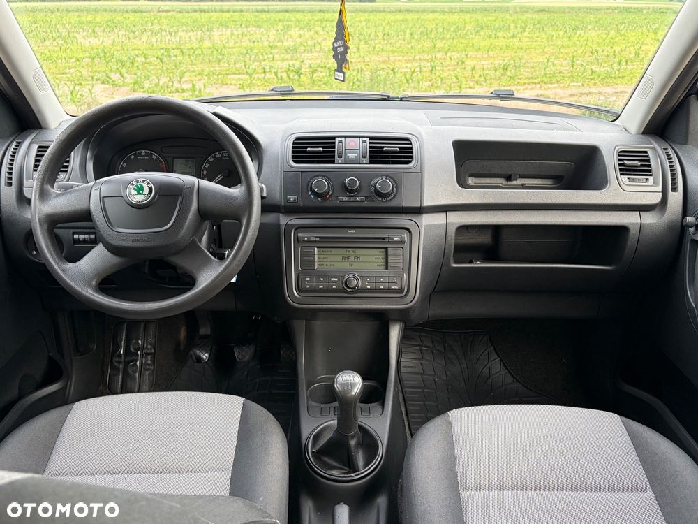 Skoda Fabia - 10