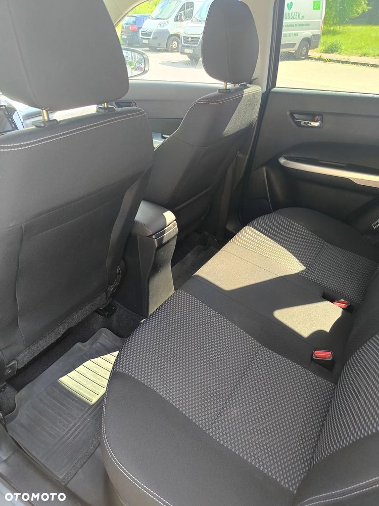Suzuki Vitara 1.6 Comfort 2WD - 9