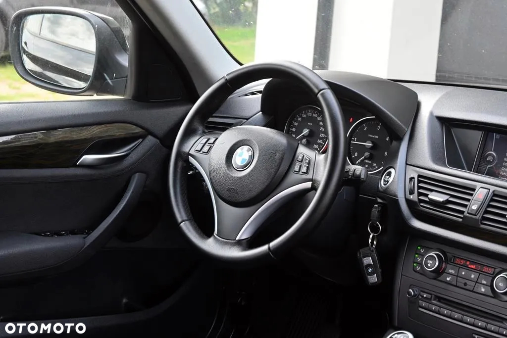 BMW X1 xDrive20d - 31