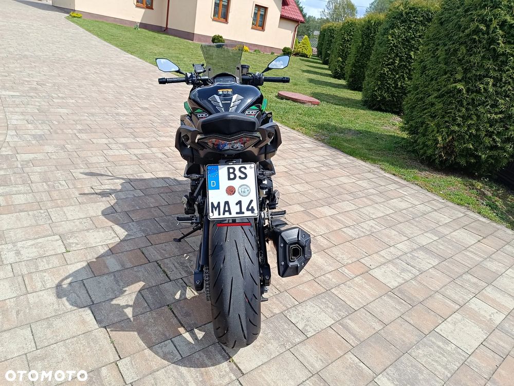 Kawasaki Ninja 1000 SX - 8