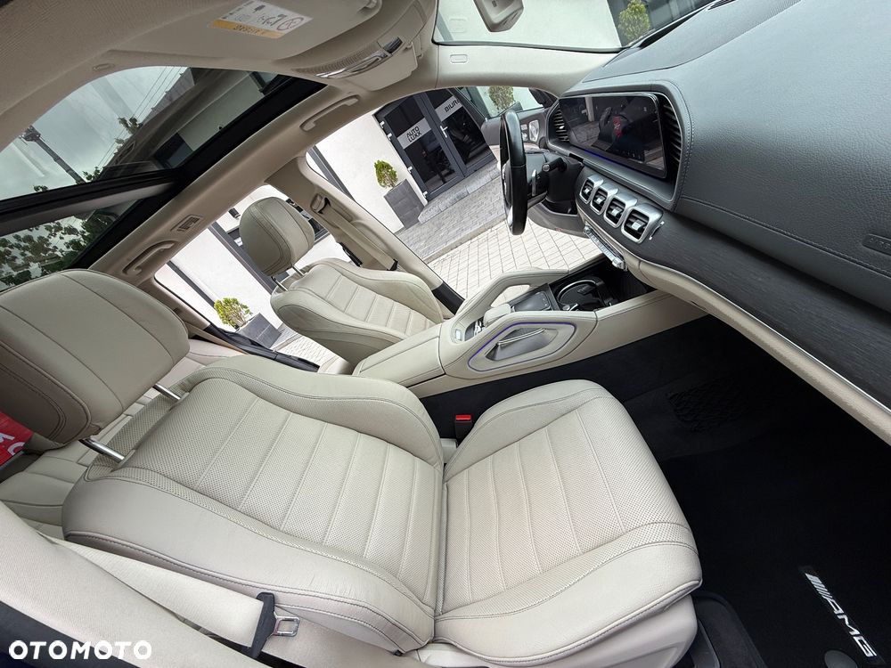 Mercedes-Benz GLS - 25