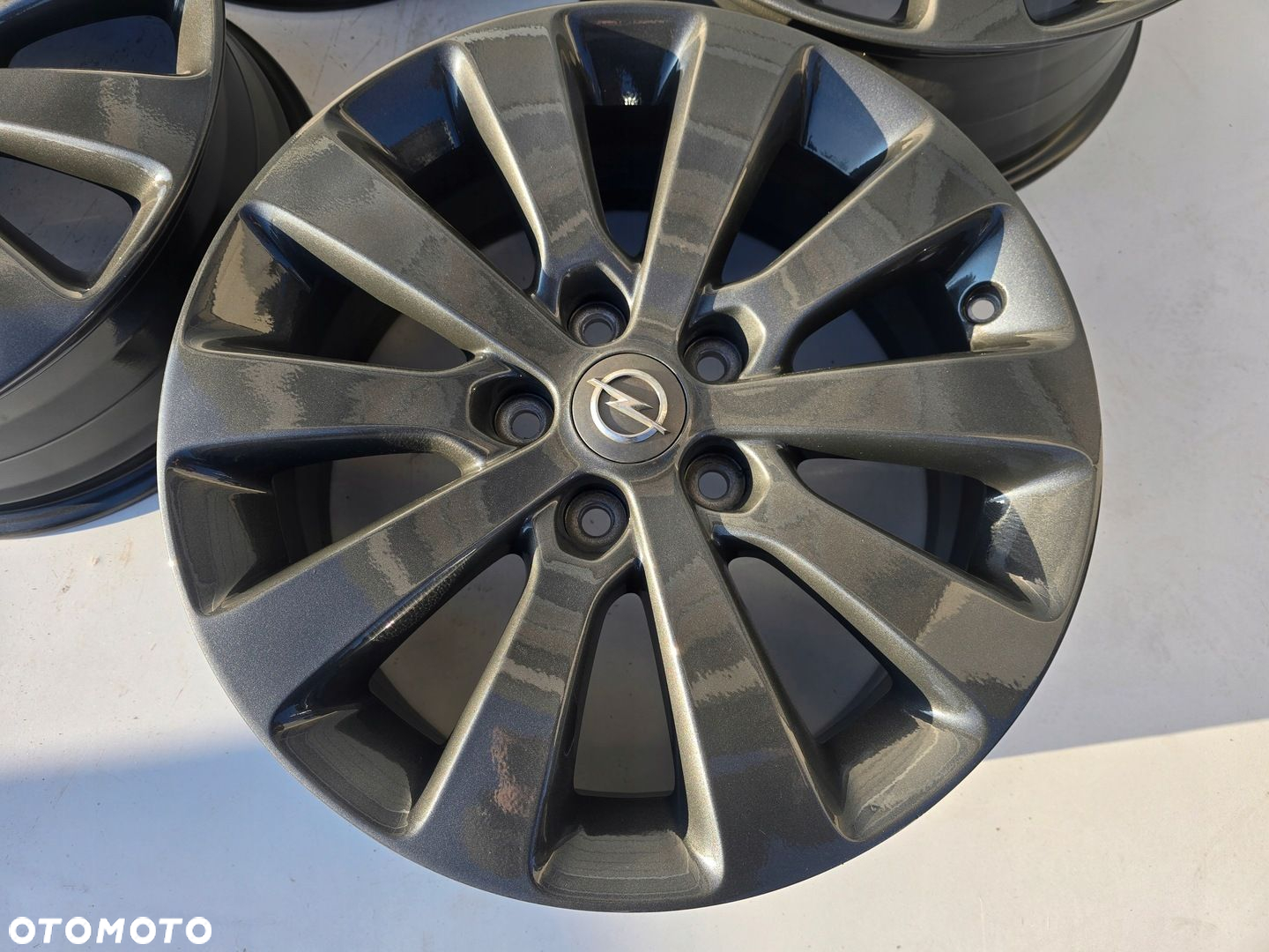 OPEL ASTRA J ZAFIRA C INSIGNIA B 17 ET44 5x115 - 4