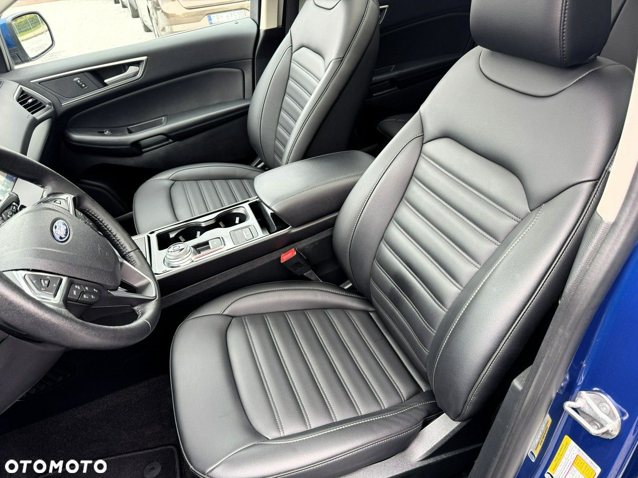Ford Edge - 12