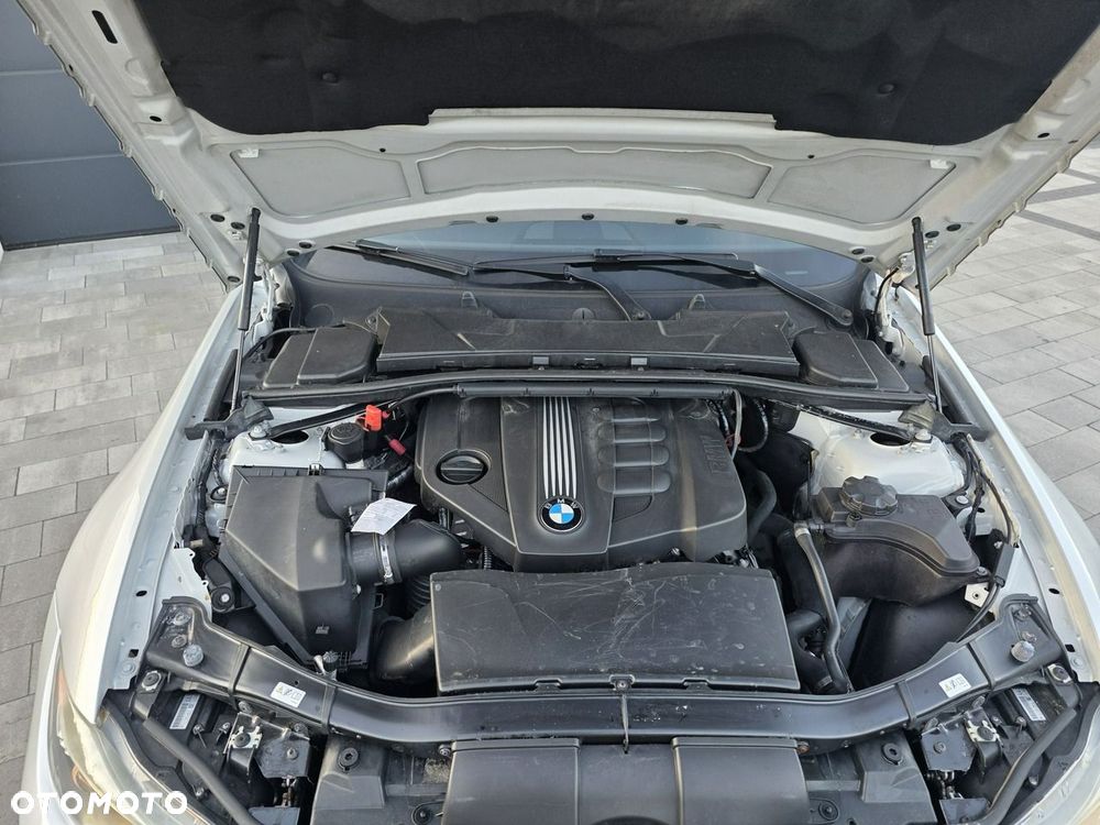 BMW Seria 3 - 16