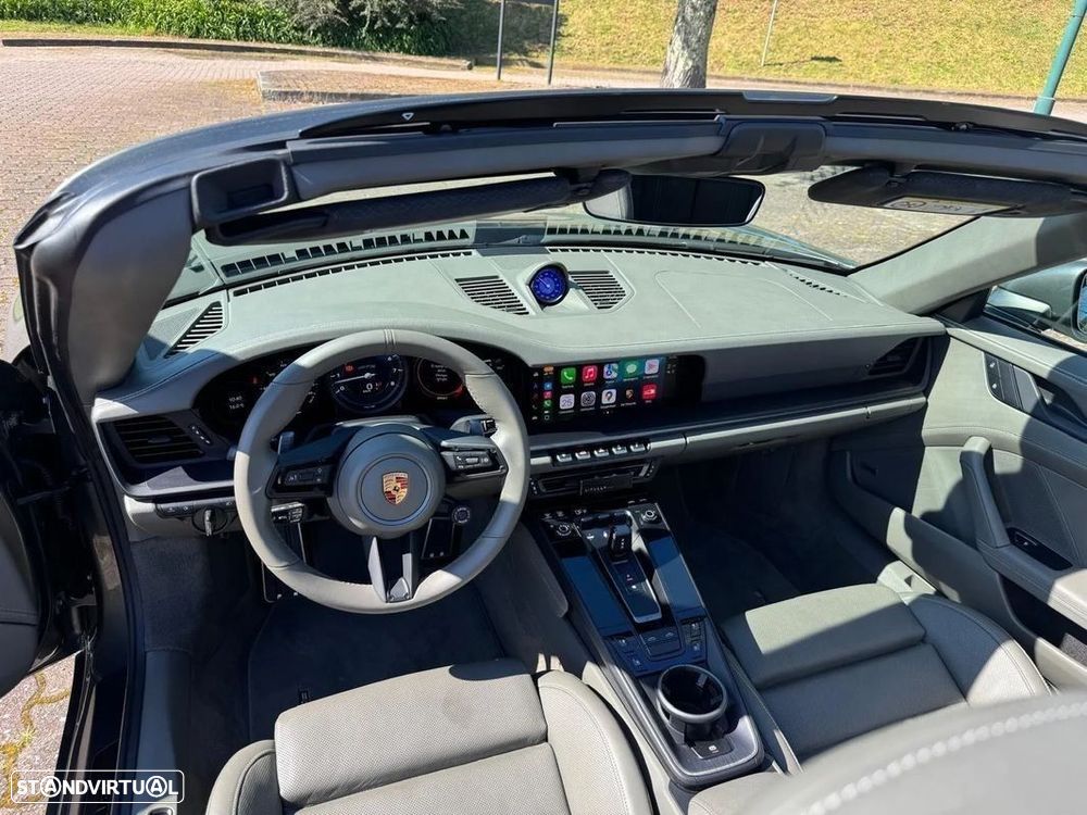 Porsche 911 (992) Targa 4 GTS PDK - 11