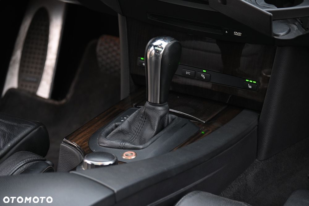 BMW Seria 5 530i - 34