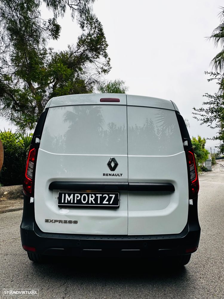 Renault Express - 9