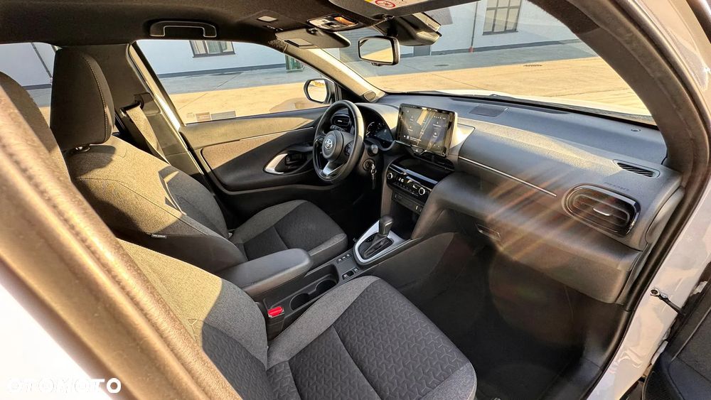 Toyota Yaris Cross Hybrid 1.5 Comfort - 14