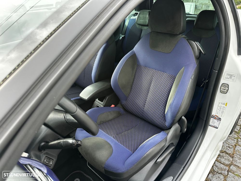 Citroën DS3 1.6 e-HDi So Chic - 18