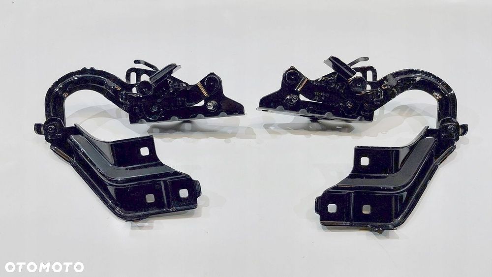 ZAWIAS MASKI LEWY PRAWY MERCEDES C KLASA W206 KOMPLET