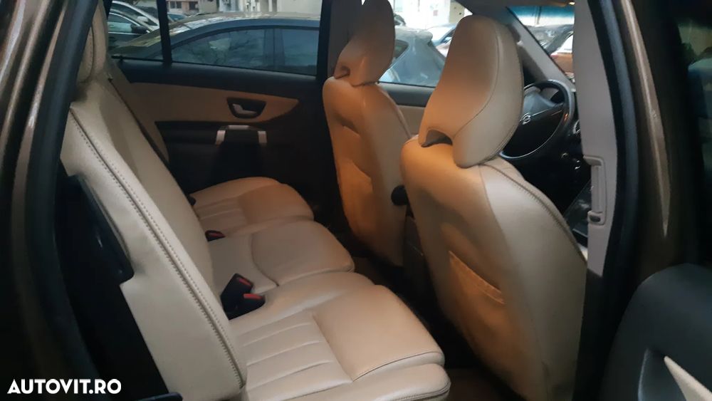 Volvo XC 90 - 6