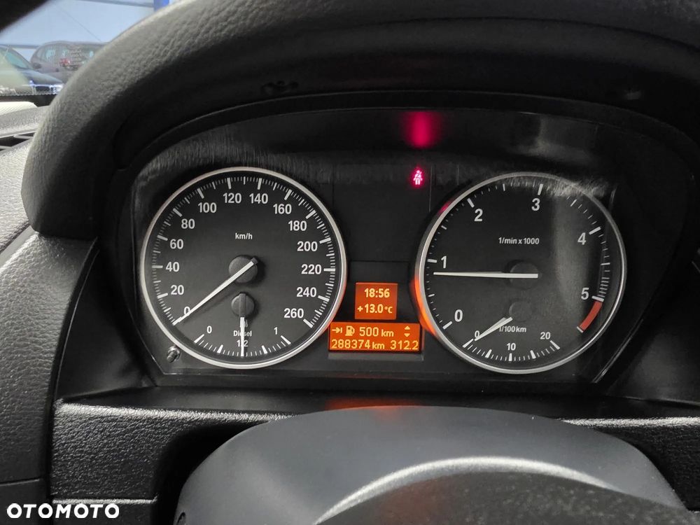 BMW X1 sDrive20d - 38