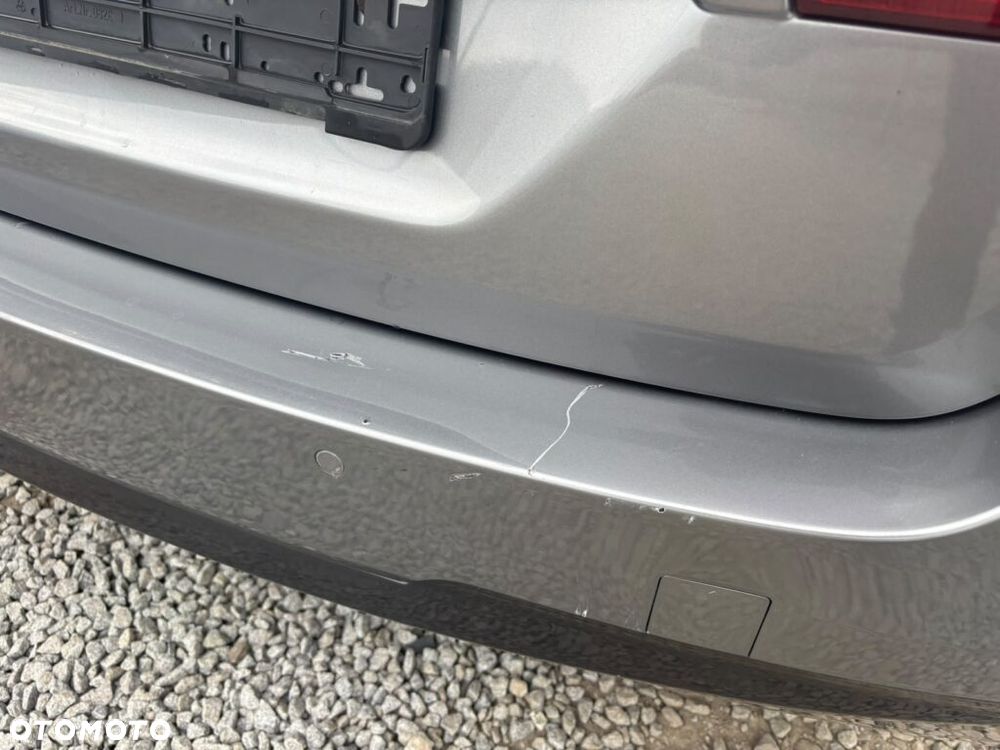 BMW Seria 5 523i - 17