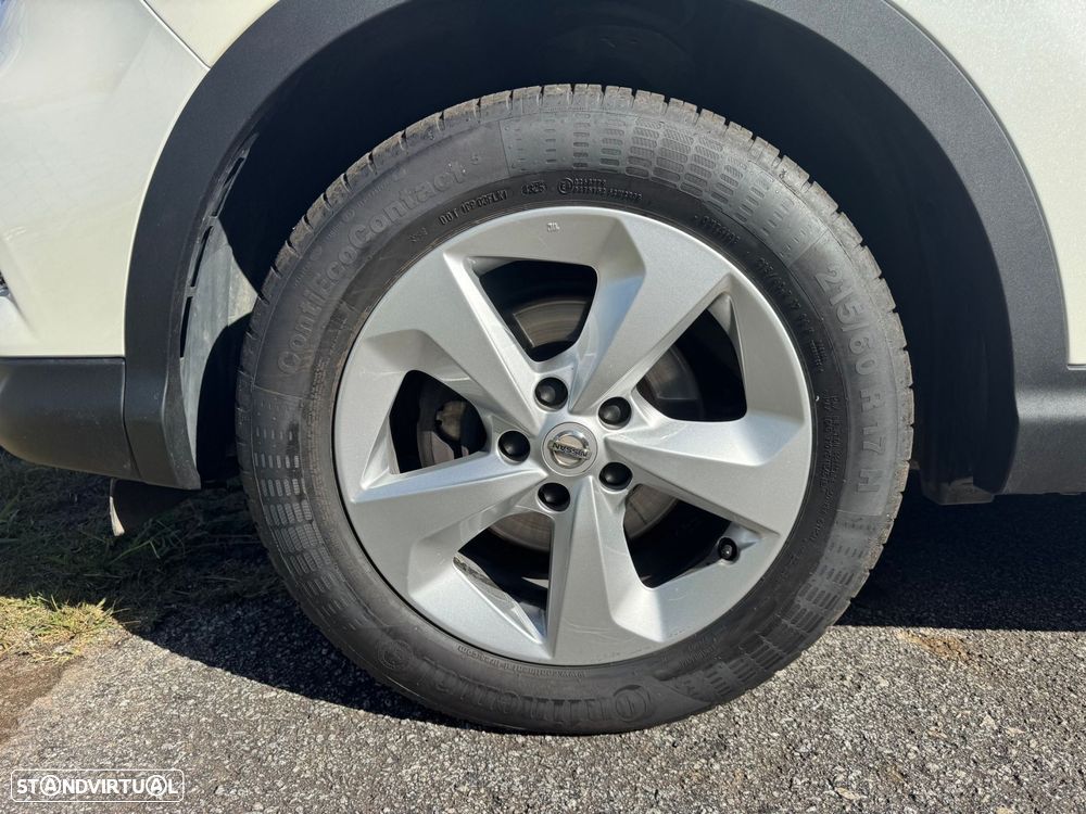 Nissan Qashqai 1.5 dCi N-Connecta J18+Led - 51