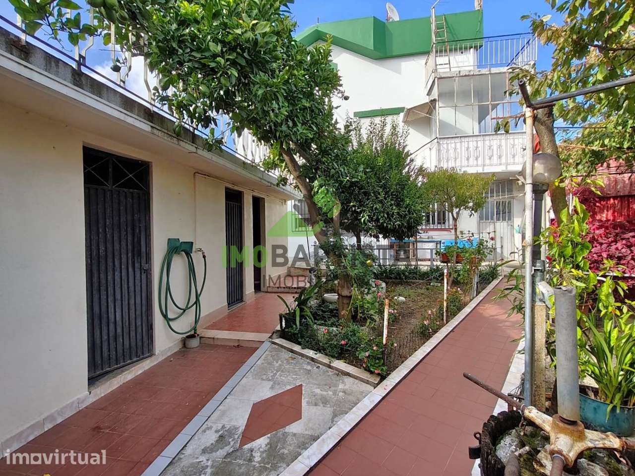 Moradia Bifamiliar em Sanguedo - Grande imagem: 4/23