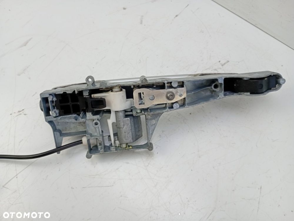 klamka przednia prawa przód zamek linka peugeot partner II berlingo II 2008-2012 europa 828405 - 9