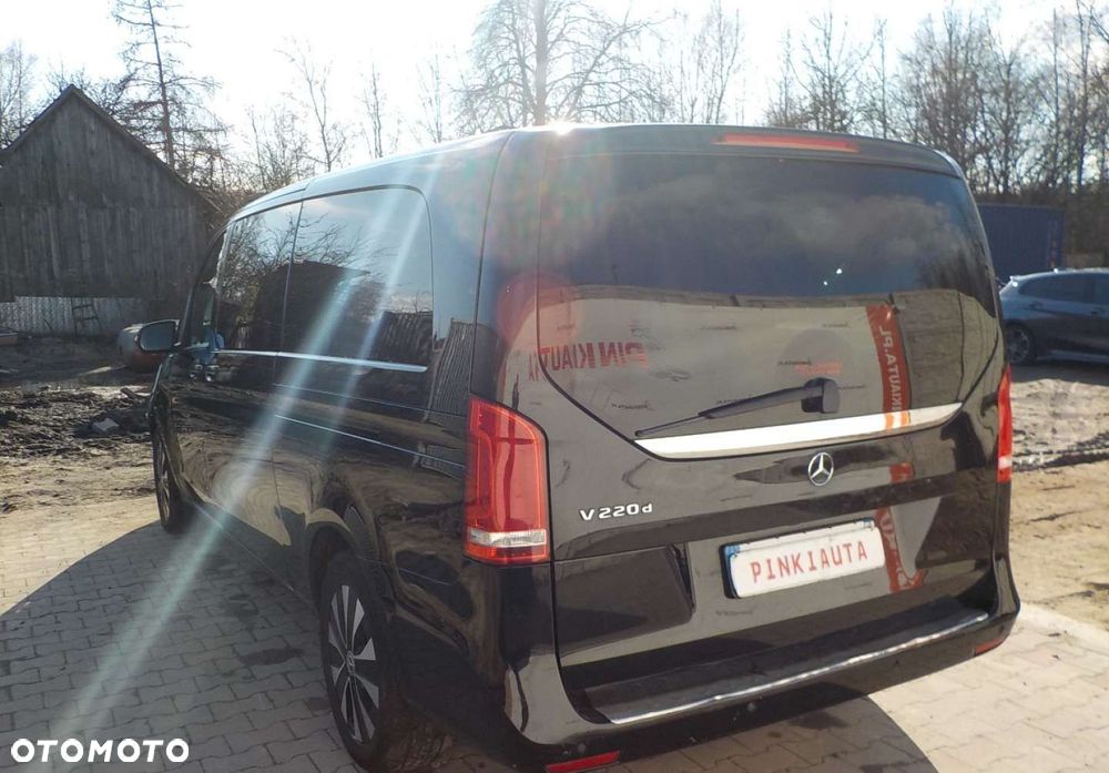 Mercedes-Benz Klasa V - 13