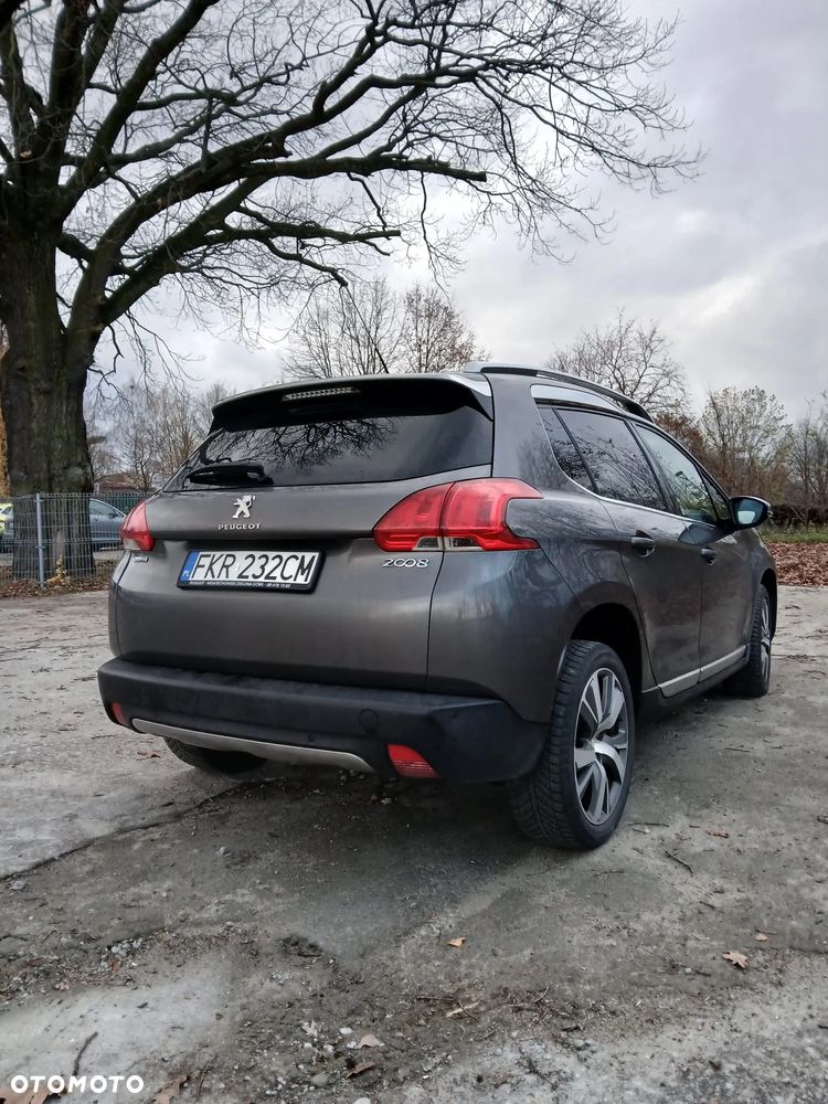 Peugeot 2008 BlueHDi FAP 120 STOP & START Allure - 7