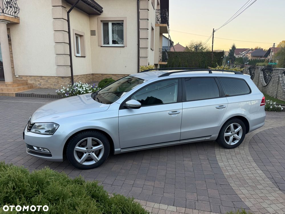 Volkswagen Passat 2.0 Blue TDI SCR Comfortline - 8