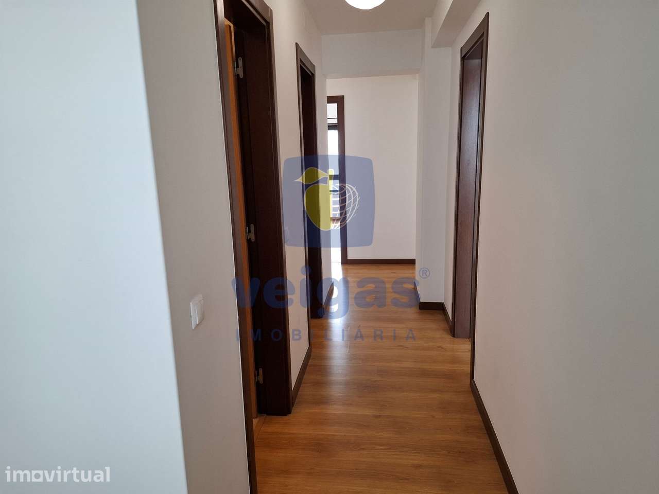 Apartamento T3 remodelado com terraço panorâmico, garagem e elevador, - Grande imagem: 5/38