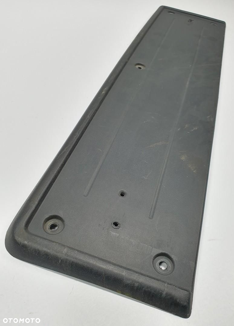 LISTWA POD TABLICĘ REJESTRACYJNĄ RANGE ROVER III L322 500090 - 2
