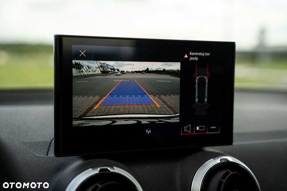 Audi Q2 30 TFSI Advanced - 25