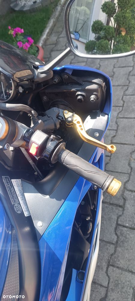 Yamaha YZF - 12