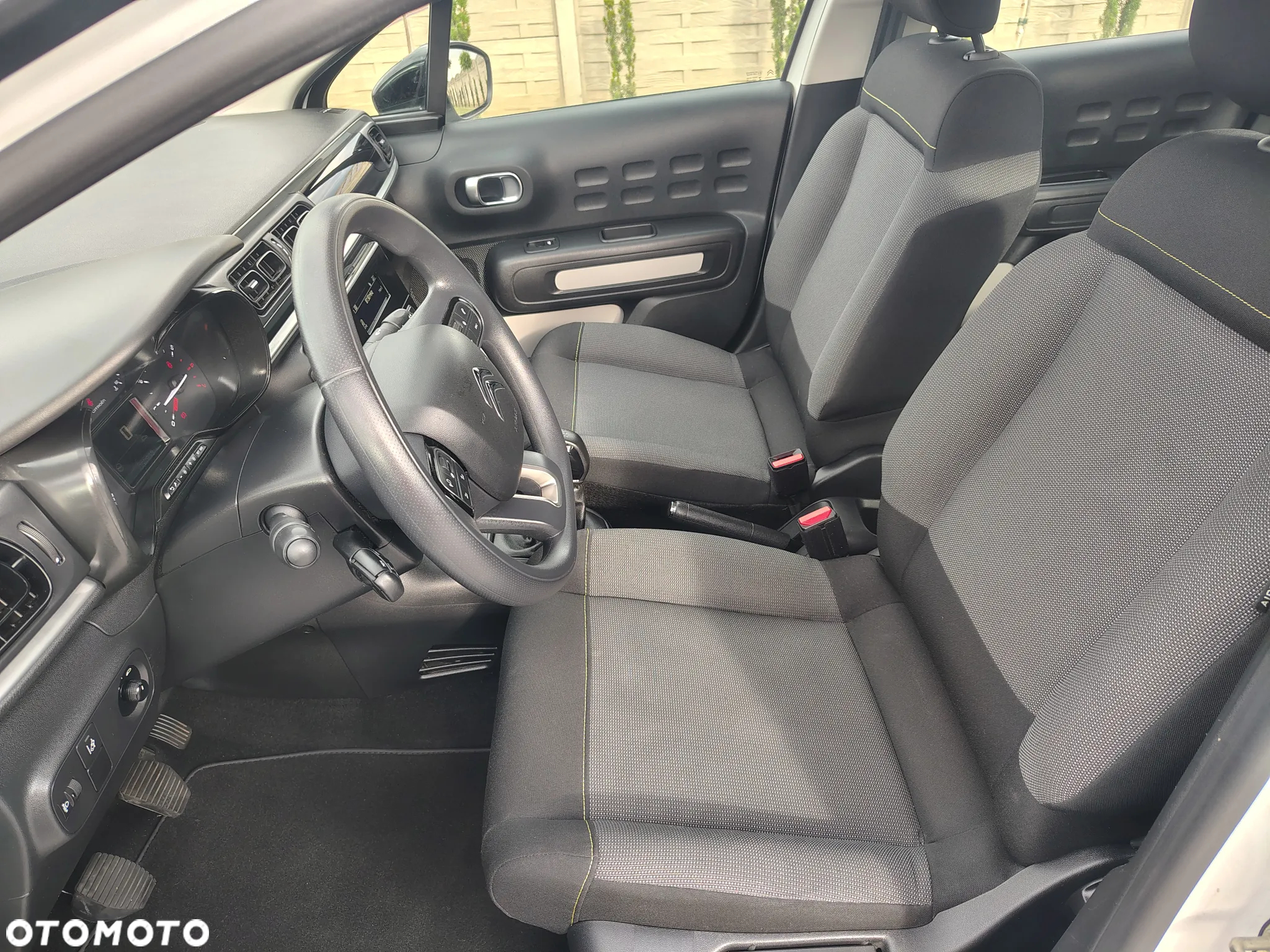 Citroën C3 1.2 PureTech Feel - 10