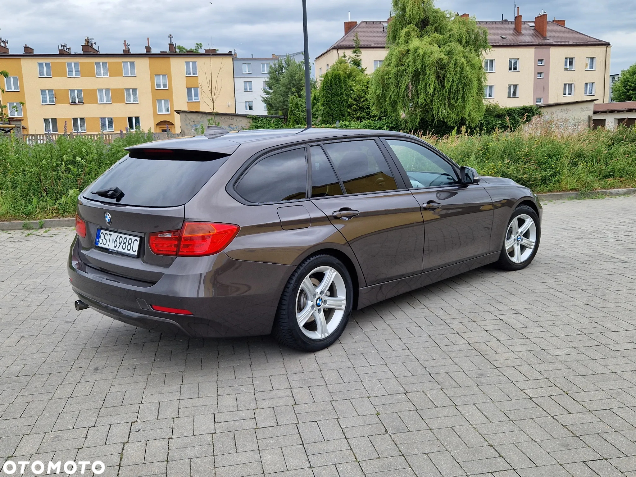 BMW Seria 3 - 16