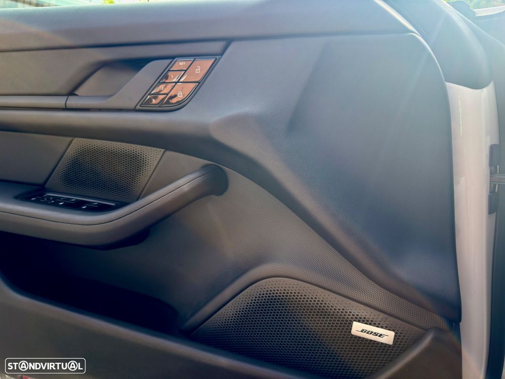 Porsche Taycan 4S Bateria Performance Plus - 6