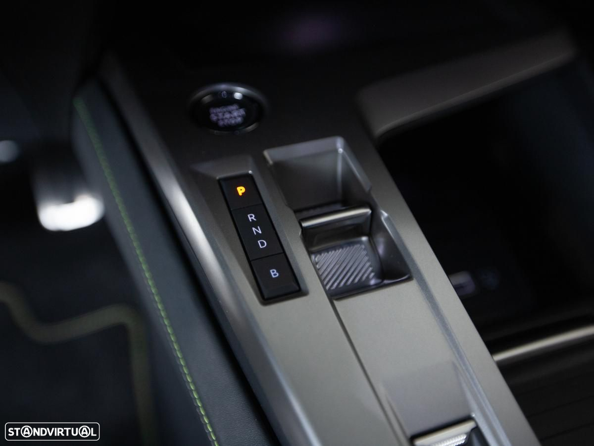 Peugeot 408 Plug-In Hybrid 225 e-EAT8 GT - 17
