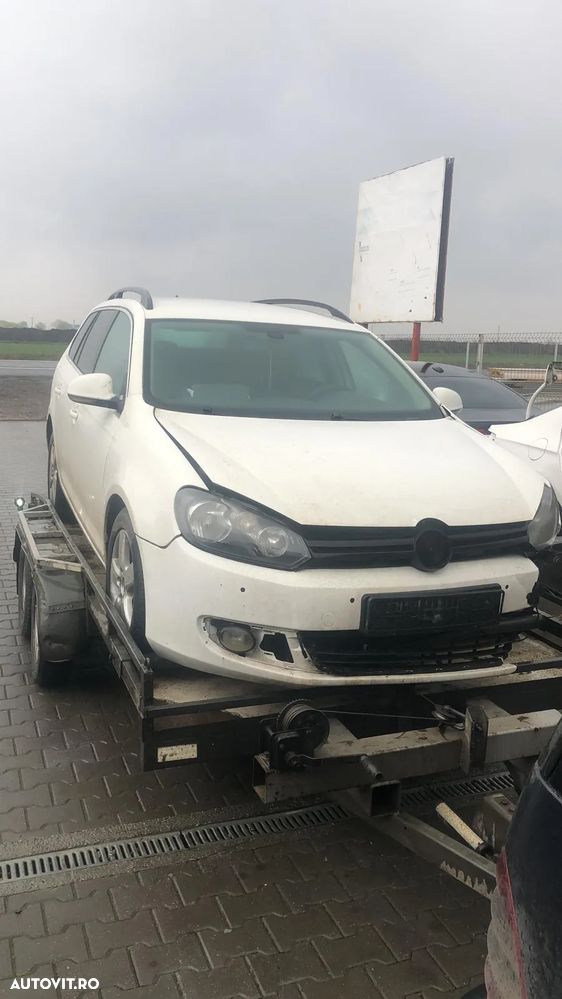 Dezmembram Volkswagen Golf 6 1.6 TDI an fabr. 2011 - 1