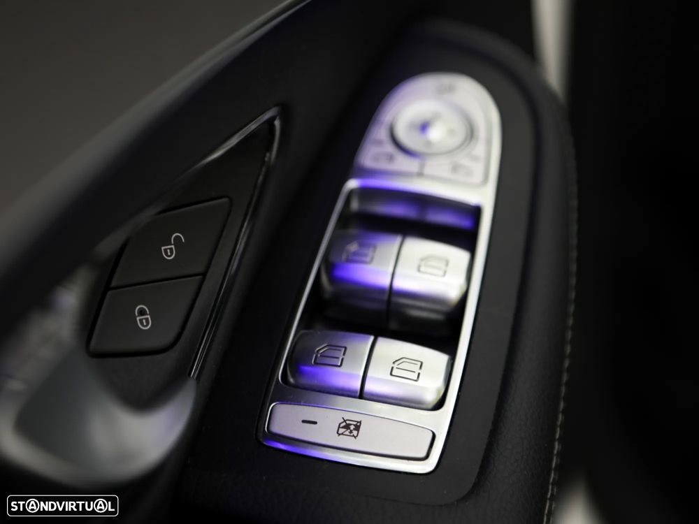 Mercedes-Benz C 300 e T 9G-TRONIC Avantgarde - 11