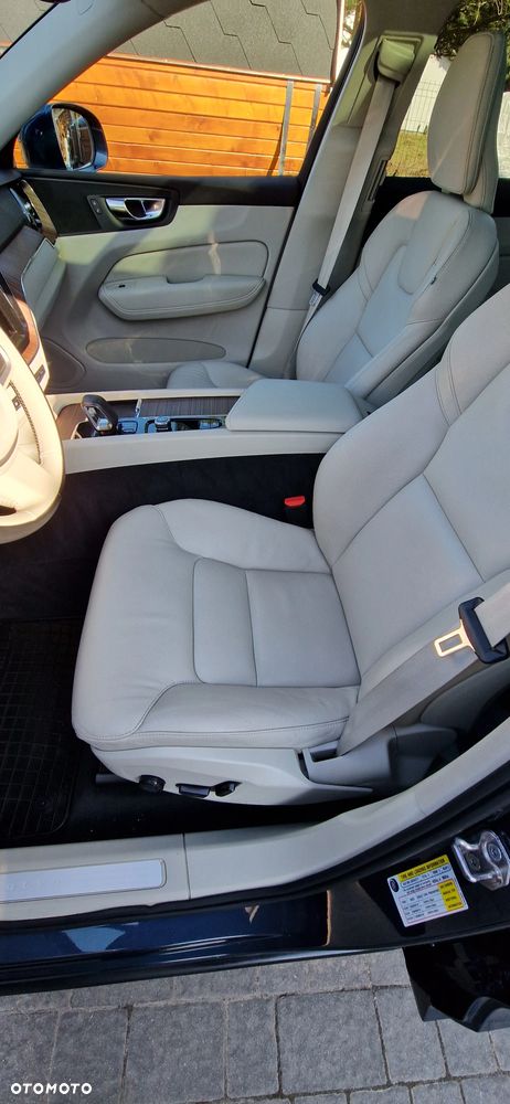 Volvo XC 60 B5 B Geartronic Momentum Pro - 8