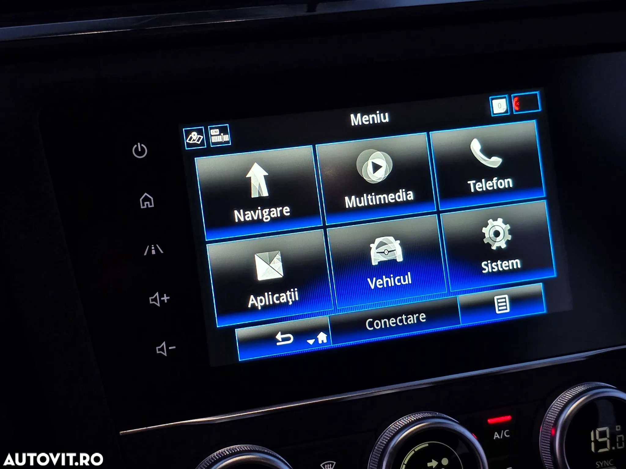Renault Kadjar BLUE dCi 115 EDC INTENS - 32