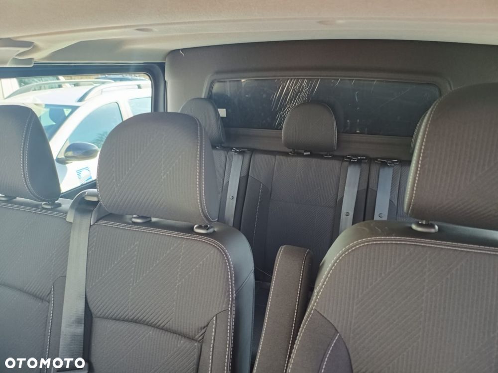 Renault TRAFIC - 13