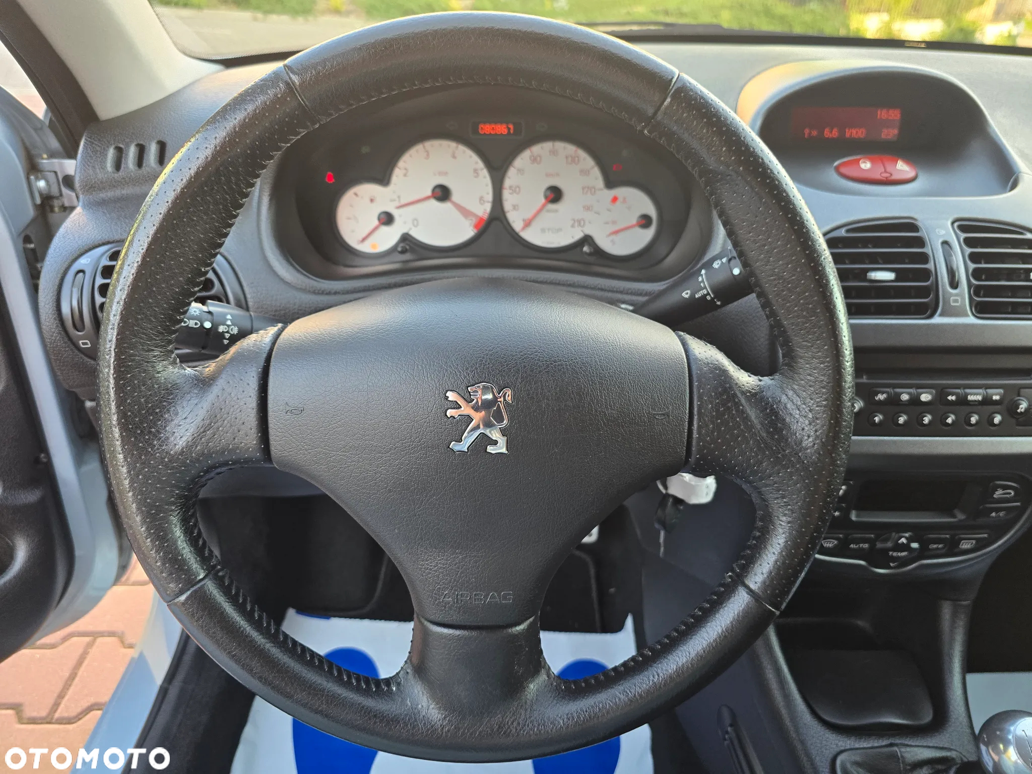 Peugeot 206 90 Premium - 28